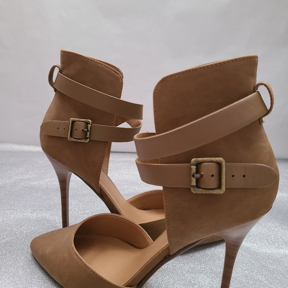 D shoes - Picture 10 of 12